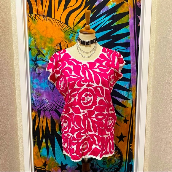 π Gorgeous Mexican embroidered top - Picture 2 of 12